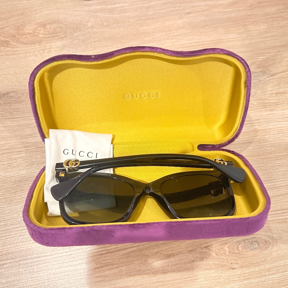 Gucci sunglasses